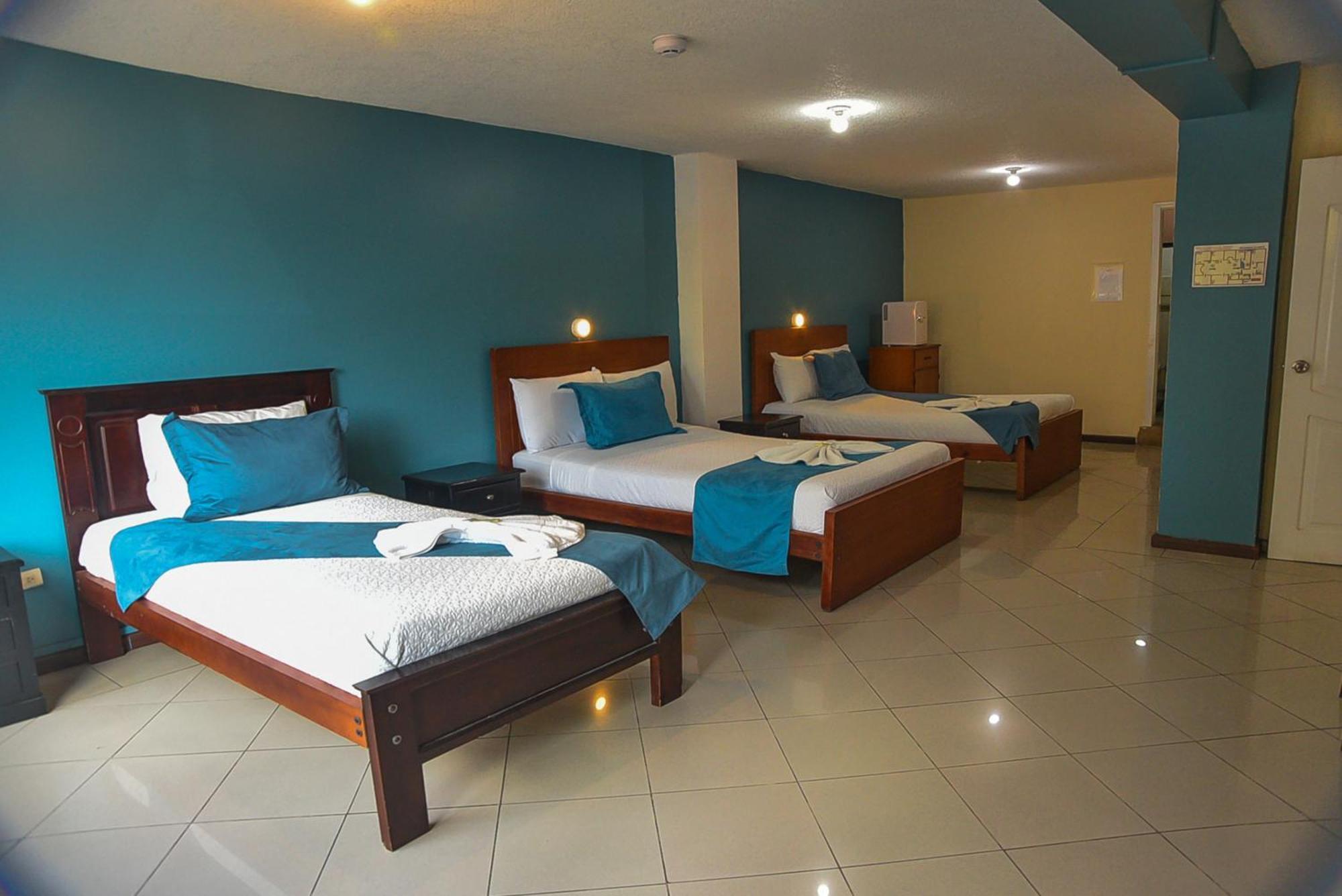Hotel Miraflores Ibarra Exterior photo
